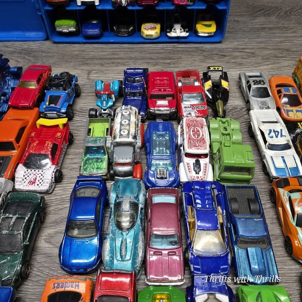 Huge 148 Hotwheels Matchbox And More Diecast Cars Bundle With Carrying Case